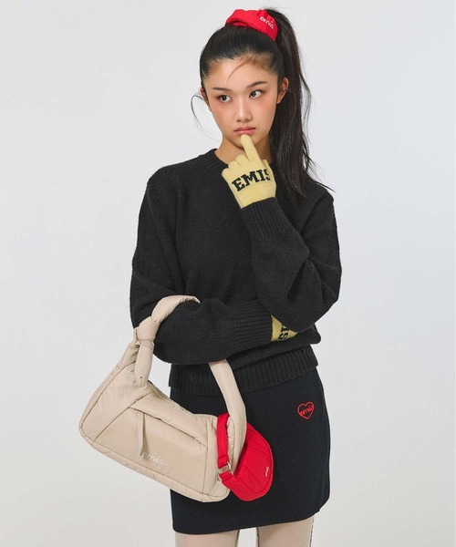 EMIS(イミス)の「PADDED ZIP POCKET SHOULDER BAG(ショルダーバッグ・レディース・バーガンディー/ベージュ/ブラック/ブルー・FREE)」の7枚目の写真