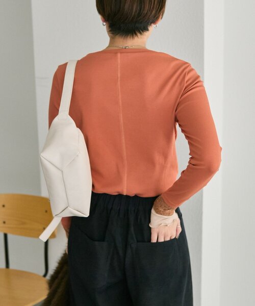 ear PAPILLONNER(イアパピヨネ)の「リブ袖メロウカットソー【SUM1 STYLE】(Tシャツ/カットソー・レディース・ブラック/オレンジ/ホワイト・FREE)」の8枚目の写真