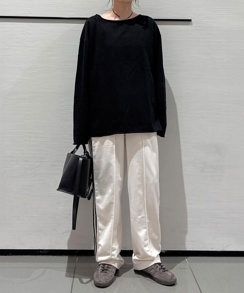 オフショルダーオーバーサイズスウェット(chiica select) / トップス