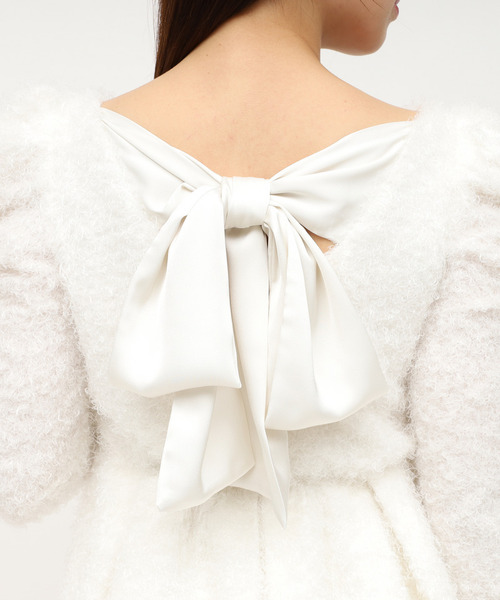 ROYAL PARTY（ロイヤルパーティー）の「カールボア長袖ペプラムトップス（シャツ/ブラウス・レディース・オフホワイト/ベージュ/ブラック・FREE）」の9枚目の写真