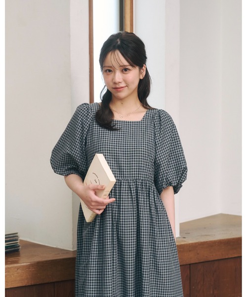 moi tytto(モイテュット)の「2wayパフワンピース/前後リバーシブルで着用可能/低身長さん向けSサイズあり◎(ワンピース・レディース・ナチュラル/ブラック系その他/ブラック/ブラウン/ベージュ・FREE/SMALL)」の7枚目の写真