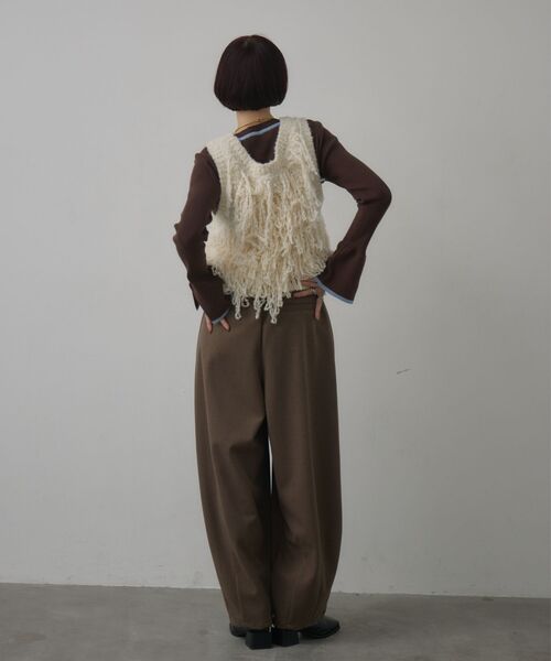 kivi（キヴィ）の「ヘリンボーンカーブパンツ（その他パンツ・レディース・チャコールグレー/ブラウン/ライトグレー・FREE）」の6枚目の写真