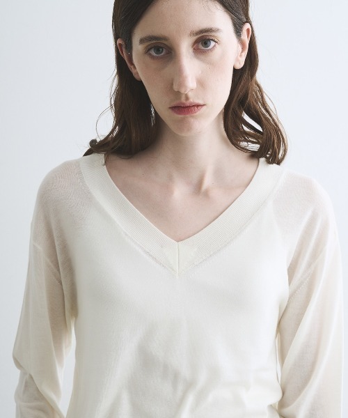 three dots(スリードッツ)の「エアーセーター Vネック(ニット/セーター・レディース・ホワイト/ブルー/ピンク・SMALL)」の10枚目の写真