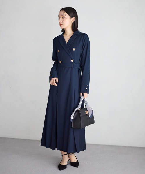 Andemiu(アンデミュウ)の「トレンチ風キンボタンワンピース644033(ワンピース・レディース・ベージュ/ネイビー/ライトグリーン・FREE)」の2枚目の写真