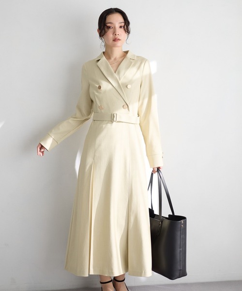 Andemiu(アンデミュウ)の「トレンチ風キンボタンワンピース644033(ワンピース・レディース・ベージュ/ネイビー/ライトグリーン・FREE)」の3枚目の写真