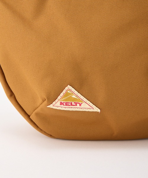 KELTY(ケルティ)の「KELTY ケルティ ES MINI CURVE SHOULDER ショルダーバッグ 軽量 ミニバッグ(ショルダーバッグ・レディース・ホワイト系/オリーブ/ブラウン系/ブラック/アニマル/スカイブルー/マスタード/ネイビー/ベージュ/ブラック系/レオパード/タン/セージグリーン・ONE SIZE)」の20枚目の写真