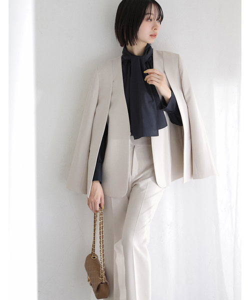 La TOTALITE（ラトータリテ）の「2WAYスリットジャケット（ノーカラージャケット・レディース・ベージュ/ネイビー/ライトグリーン・38/36）」の8枚目の写真