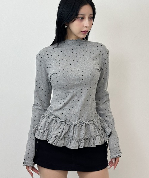 FOLLOWIN(フォロウィン)の「2color/ドット柄 ウエストフリル ロングスリーブトップス(Tシャツ/カットソー・レディース・グレー/ベージュ・FREE)」の6枚目の写真