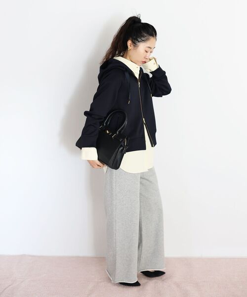 le.coeur blanc（ルクールブラン）の「カルゼダンボールパーカー（パーカー・レディース・ネイビー/オフホワイト・38）」の22枚目の写真