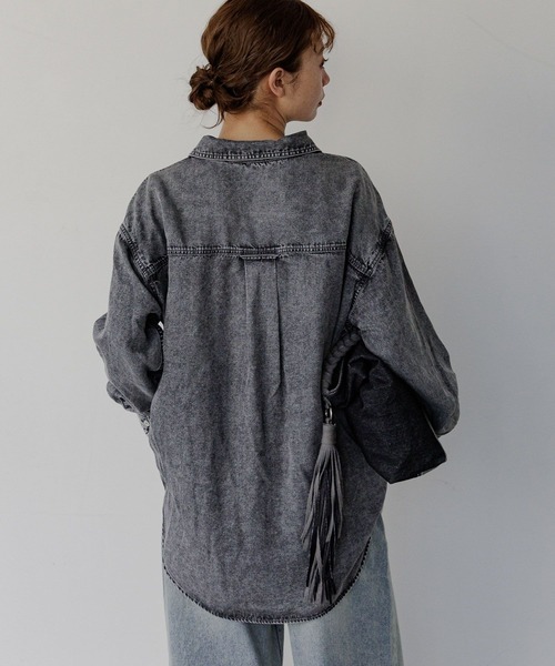 BAYFLOW（ベイフロー）の「[簡単ブラウジング仕様]2WAYデニムシャツ（シャツ/ブラウス・レディース・ライトブルー/インディゴブルー/グレー・FREE）」の7枚目の写真