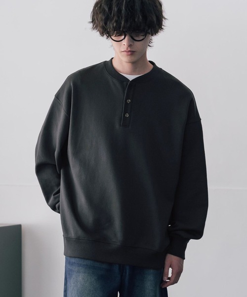 Rocky Monroe(ロッキーモンロー)の「新色追加 オーバーサイズ 裏毛ヘンリーネック長袖スウェット(スウェット・メンズ・ブラック/アッシュ/ネイビー/グレー/チャコール・XL/L/M)」の4枚目の写真