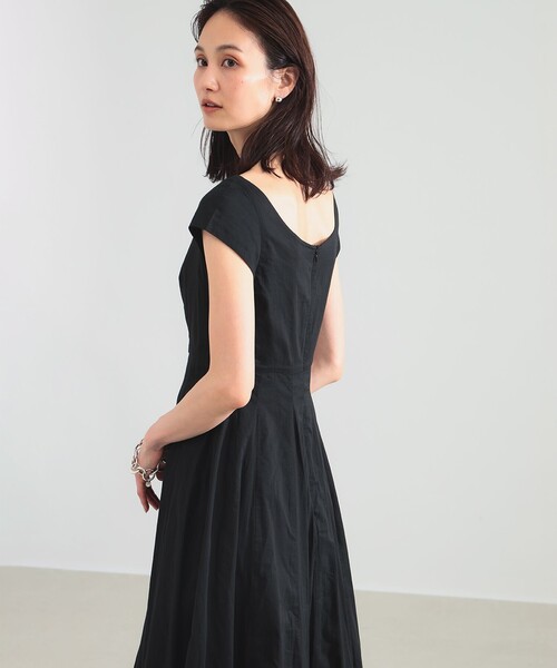 MARIHA(マリハ)の「MARIHA / 月の夢 ワンピース ソリッド(ワンピース・レディース・ライトブルー/ブラック・38S/36S)」の9枚目の写真