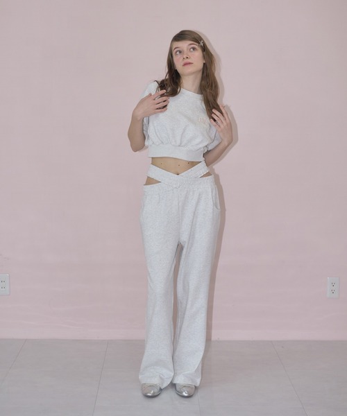 mieya mieya（ミーヤミーヤ）の「【mieya mieya】short sweat pullover/ショートスウェットプルオーバー（スウェット・レディース・ホワイト/ライトグレー・FREE）」の7枚目の写真