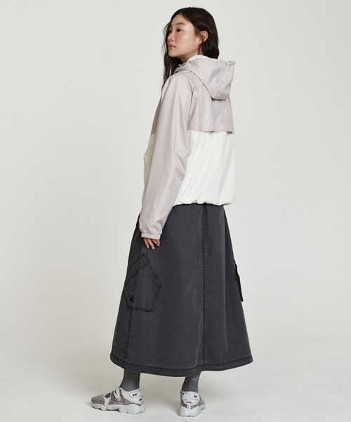 NIKE(ナイキ)の「ナイキ ウィンドランナー メンズ ラインド ジャケット / Nike Windrunner Men's Lined Jacket HV8370-012 Light Iron Ore(ブルゾン・メンズ・グレー系その他・XL/2XL/S/M/L)」の4枚目の写真