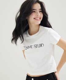 アッサムロゴクロップスリムフィット半袖Tシャツアイボリー