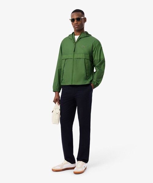 LACOSTE(ラコステ)の「軽量 撥水 ワッシャー加工 ライトウェイトパッカブルジャケット(ナイロンジャケット・メンズ・ライトグリーン/ブラック・52/48/46/50)」の10枚目の写真