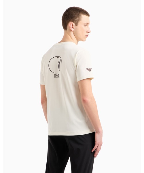 EMPORIO ARMANI EA7（エンポリオアルマーニイーエーセブン）の「【エンポリオ アルマーニ EA7】Golf Pro Tシャツ ストレッチコットンジャージー（Tシャツ/カットソー・メンズ・ホワイト系/グリーン系・MEDIUM/XX-LARGE/X-LARGE/LARGE/X-SMALL/SMALL）」の2枚目の写真
