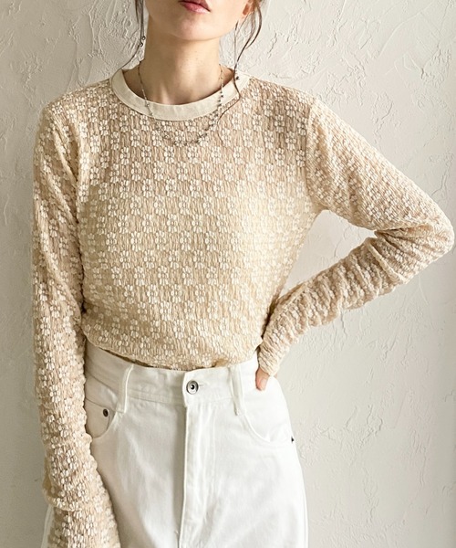 She's Closet(シーズクローゼット)の「長袖 クルーネック 花柄 レースシアートップス ロングTシャツ(Tシャツ/カットソー・レディース・ライトベージュ/ブラック/アイボリー・FREE)」の3枚目の写真