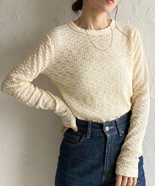 She's Closet(シーズクローゼット)の「長袖 クルーネック 花柄 レースシアートップス ロングTシャツ(Tシャツ/カットソー・レディース・ライトベージュ/ブラック/アイボリー・FREE)」の1枚目の写真