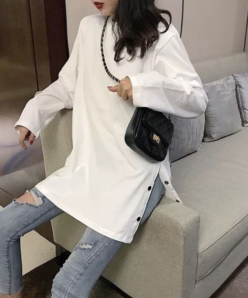SallyLunn(サリーラン)の「サイドボタンロングスリーブトップス(シャツ/ブラウス・レディース・ブラック/ホワイト・LARGE/MEDIUM)」の2枚目の写真