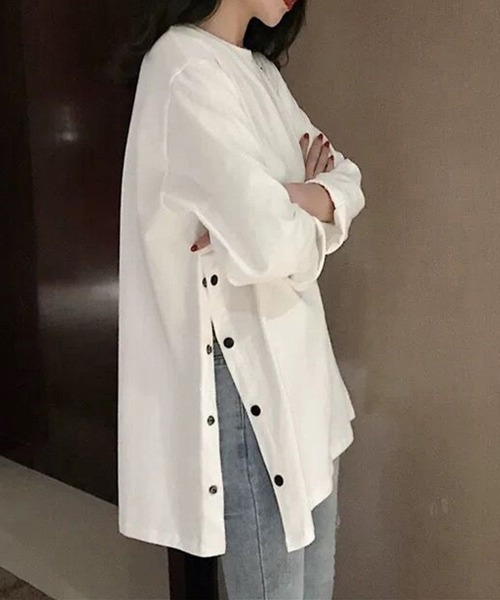 SallyLunn(サリーラン)の「サイドボタンロングスリーブトップス(シャツ/ブラウス・レディース・ブラック/ホワイト・LARGE/MEDIUM)」の3枚目の写真