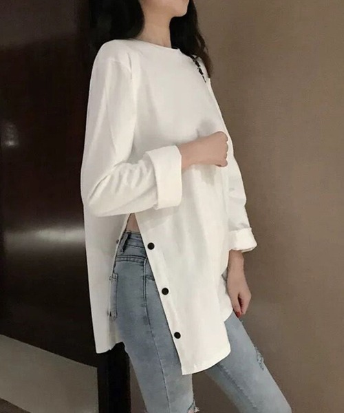 SallyLunn(サリーラン)の「サイドボタンロングスリーブトップス(シャツ/ブラウス・レディース・ブラック/ホワイト・LARGE/MEDIUM)」の5枚目の写真