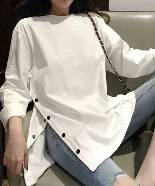 SallyLunn(サリーラン)の「サイドボタンロングスリーブトップス(シャツ/ブラウス・レディース・ブラック/ホワイト・LARGE/MEDIUM)」の6枚目の写真