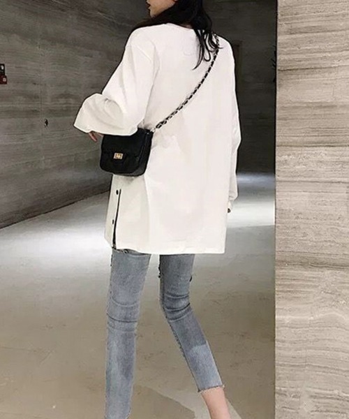 SallyLunn(サリーラン)の「サイドボタンロングスリーブトップス(シャツ/ブラウス・レディース・ブラック/ホワイト・LARGE/MEDIUM)」の7枚目の写真