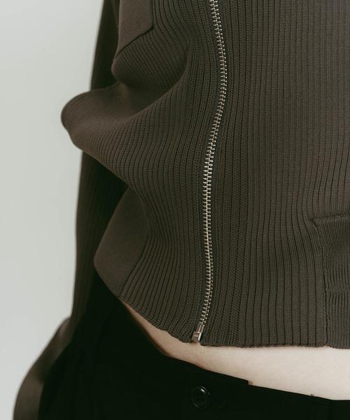 Knuth Marf(クヌースマーフ)の「pocket zip up knit(ニット/セーター・レディース・ベージュ/グレー・FREE)」の11枚目の写真