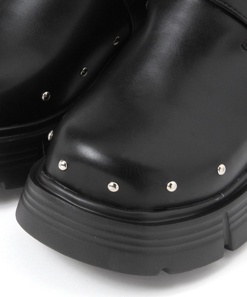repipi armario（レピピ アルマリオ）の「クロッグスタッズシューズ（サンダル・キッズ・ブラック・SMALL/LARGE/MEDIUM）」の10枚目の写真