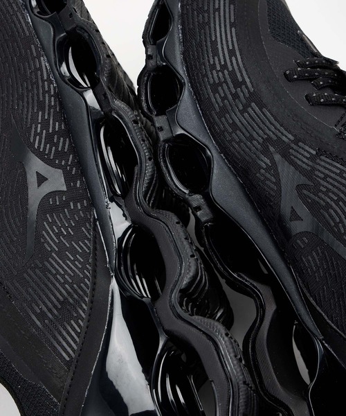 MIZUNO(ミズノ )の「MIZUNO ミズノ WAVE PROPHECY 13.2 ウェーブ プロフェシー D1GA260502(スニーカー・メンズ・ブラック・27.0cm/26.0cm/25.0cm/24.0cm/27.5cm/26.5cm/24.5cm/23.5cm/28.0cm/23.0cm)」の8枚目の写真