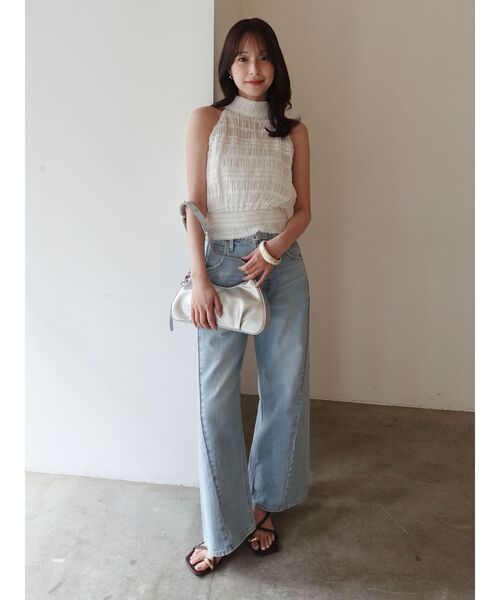 LAGUNAMOON（ラグナムーン）の「ボウタイシャーリングブラウス（シャツ/ブラウス・レディース・ホワイト/ブラック/グリーン・FREE）」の5枚目の写真