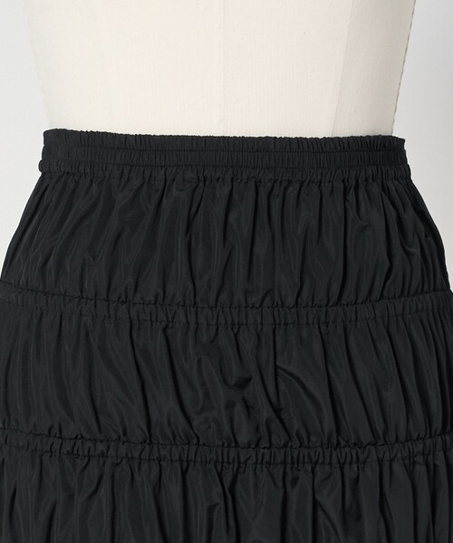 LOEFF（ロエフ）の「＜LOEFF＞グロッシー タフタ ギャザー スカート（スカート・レディース・ブラック/ダークブラウン・0/1）」の20枚目の写真