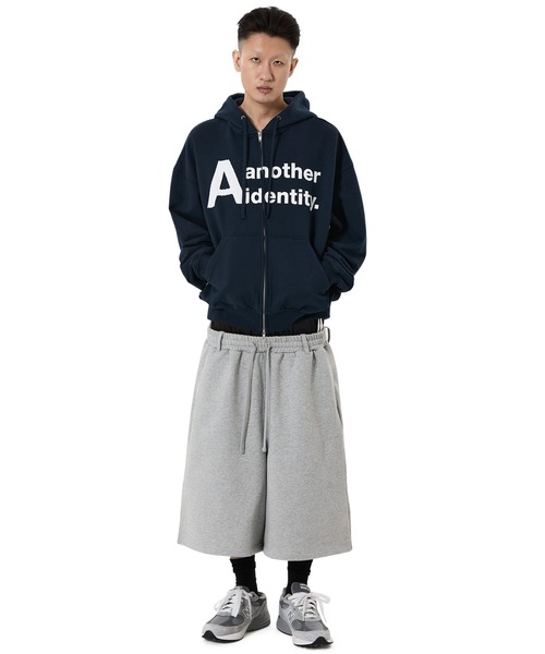 OY(オーワイ)の「『OY/オーワイ』LAYERED SWEAT HALF PANTS/レイヤードウエストスウェットハーフパンツ(スウェットパンツ・メンズ・グレー/ブラック・L/M)」の18枚目の写真