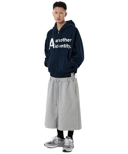 OY(オーワイ)の「『OY/オーワイ』LAYERED SWEAT HALF PANTS/レイヤードウエストスウェットハーフパンツ(スウェットパンツ・メンズ・グレー/ブラック・L/M)」の17枚目の写真
