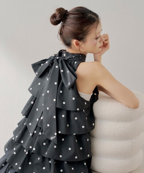 Chico(チコ)の「2wayリボンティアードミニワンピース(ワンピース・レディース・ホワイト/ホワイト系その他2/ブラック系その他2・MEDIUM/SMALL)」の3枚目の写真