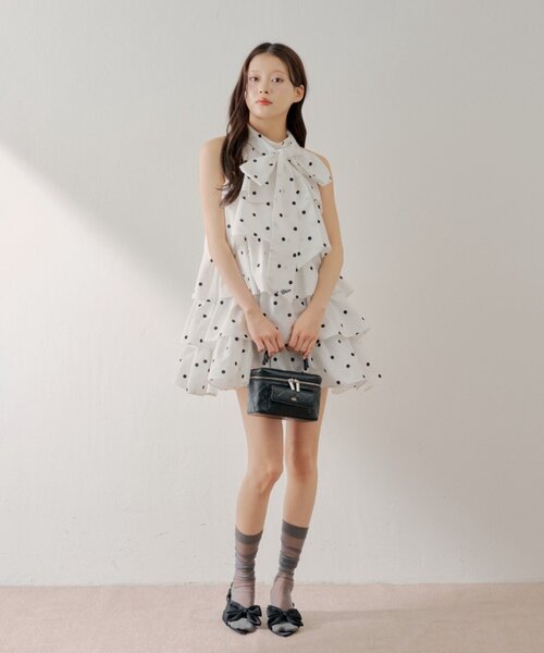 Chico(チコ)の「2wayリボンティアードミニワンピース(ワンピース・レディース・ホワイト/ホワイト系その他2/ブラック系その他2・MEDIUM/SMALL)」の13枚目の写真