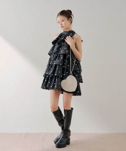 Chico(チコ)の「2wayリボンティアードミニワンピース(ワンピース・レディース・ホワイト/ホワイト系その他2/ブラック系その他2・MEDIUM/SMALL)」の18枚目の写真