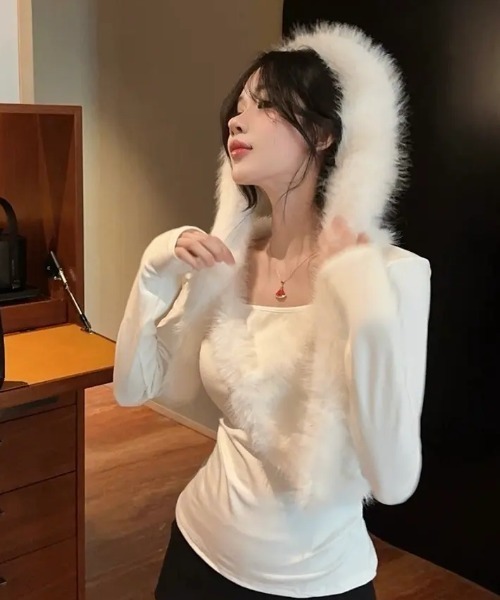 Alvia(アルビア)の「ファー付きトップス(その他トップス・レディース・ブラウン/ホワイト/ブラック・M)」の8枚目の写真