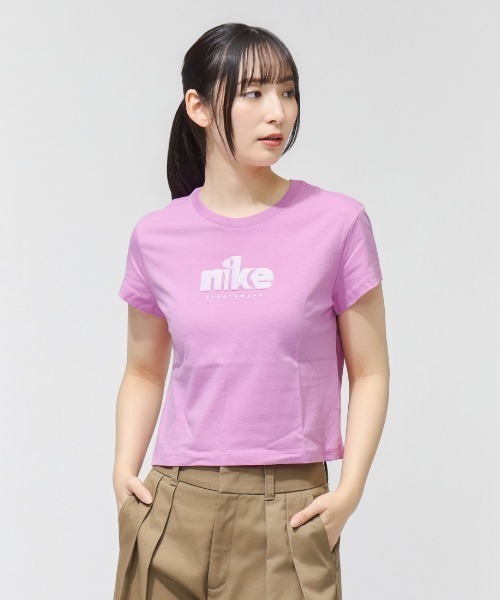 NIKE（ナイキ）の「ナイキ NIKE ナイキ   NSW クラブ S/S Tシャツ CC（Tシャツ/カットソー・レディース・ブラック/ピンク/ブルー・S/M/L/XL）」の3枚目の写真