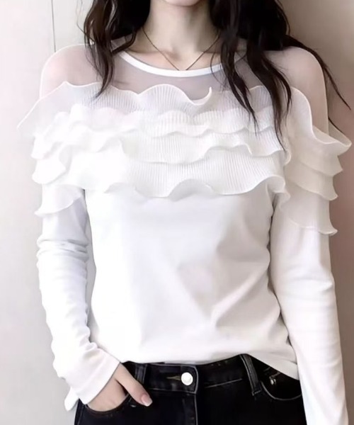 gossip!ロサンゼルス(ゴシップロサンゼルス)の「デコルテフリル ロングスリーブTシャツ(Tシャツ/カットソー・レディース・ホワイト/ブラック・FREE)」の5枚目の写真