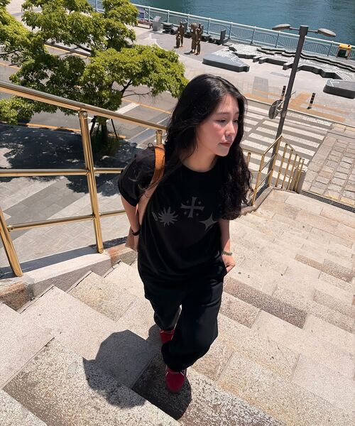 FREEMARIO（フリーマリオ）の「トリニティシンボルTシャツ[ブラック]（Tシャツ/カットソー・レディース・ブラック・SMALL/MEDIUM）」の6枚目の写真
