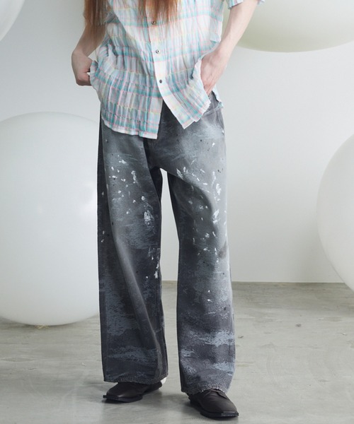 MAISON SPECIAL(メゾンスペシャル)の「《UNISEX》Destroy Damage Jacquard Prime-Wide Straight Denim/デストロイダメージジャガードプライムワイドストレートデニム【MAISON SPECIAL/メゾンスペシャル】(デニムパンツ・メンズ・ブラック/ライトブルー・0/1/2)」の2枚目の写真