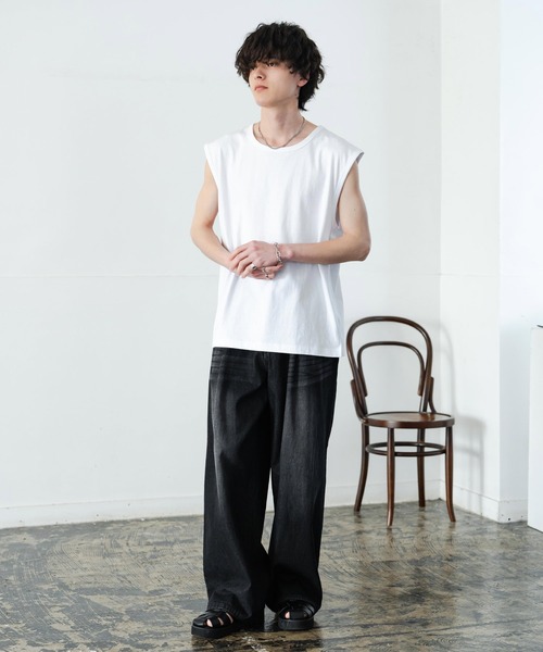 Rocky Monroe(ロッキーモンロー)の「ケミカル加工 コットンノースリーブTシャツ/タンクトップ(タンクトップ・メンズ・ブラック/ホワイト/ブラック系・M/L/XL)」の7枚目の写真