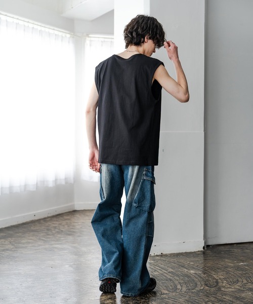 Rocky Monroe(ロッキーモンロー)の「ケミカル加工 コットンノースリーブTシャツ/タンクトップ(タンクトップ・メンズ・ブラック/ホワイト/ブラック系・M/L/XL)」の16枚目の写真