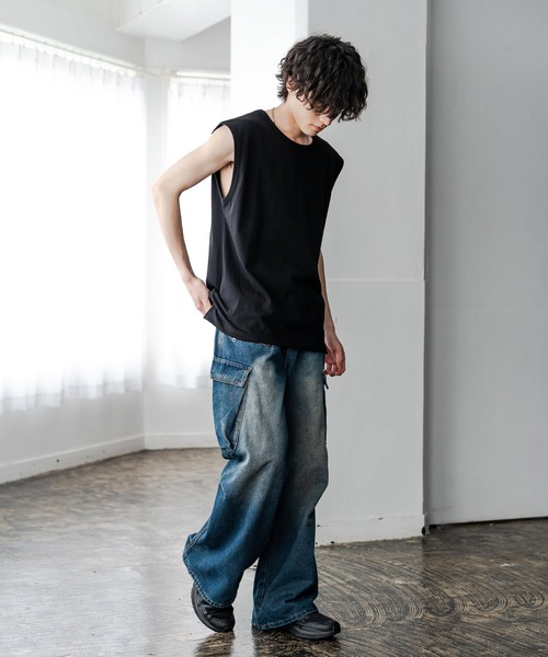 Rocky Monroe(ロッキーモンロー)の「ケミカル加工 コットンノースリーブTシャツ/タンクトップ(タンクトップ・メンズ・ブラック/ホワイト/ブラック系・M/L/XL)」の17枚目の写真