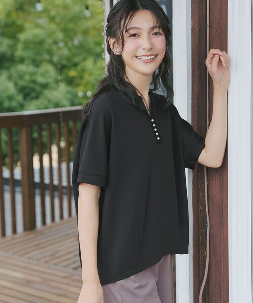 Tiaclasse(ティアクラッセ)の「パール付きキーネックトップス(Tシャツ/カットソー・レディース・ベージュ/ブラック/ネイビー・L/M)」の19枚目の写真