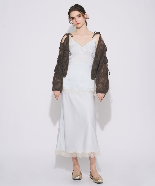 ME COUTURE(ミークチュール)の「アイラッシュレーストリムキャミソール(シャツ/ブラウス・レディース・ライトブルー/キナリ/ピンク/ブラウン・FREE)」の5枚目の写真