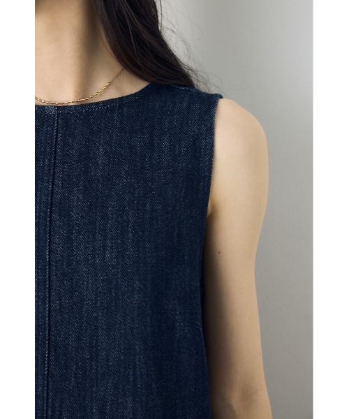 AZUL by moussy(アズールバイマウジー)の「【サイズ,身長別画像あり】甘撚りデニムワンピース 春服 夏服 ノースリーブ(ワンピース・レディース・ライトブルー/ワンウォッシュ・MEDIUM/SMALL)」の5枚目の写真