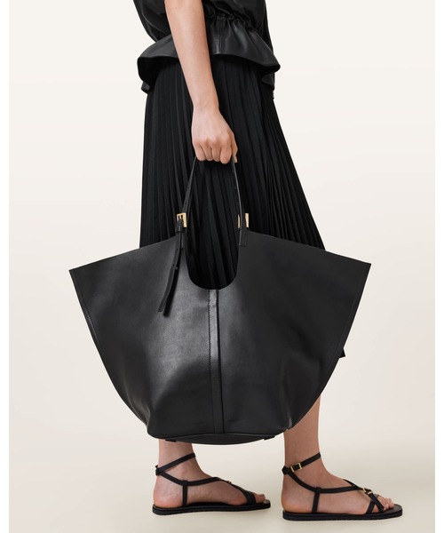 ALLSAINTS（オールセインツ）の「ARA LEATHER TOTE BAG | ARA レザー トート バッグ（トートバッグ・レディース・ブラック・ONE SIZE）」の6枚目の写真